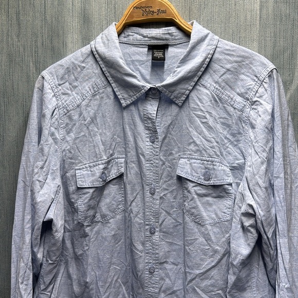Torrid Soft Blue Casual button up Top size 2XL - Picture 4 of 8